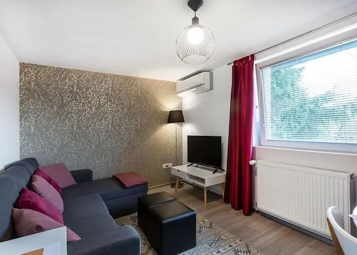 Slovenia + Freeparking & Bikes شقة