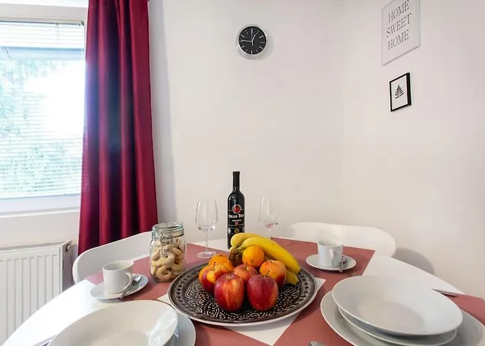 Slovenia + Freeparking & Bikes شقة *