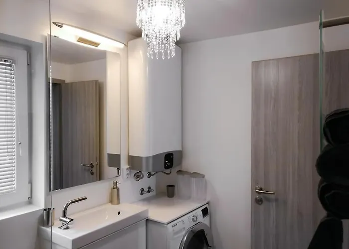 Daire Slovenia + Freeparking & Bikes Ljubljana