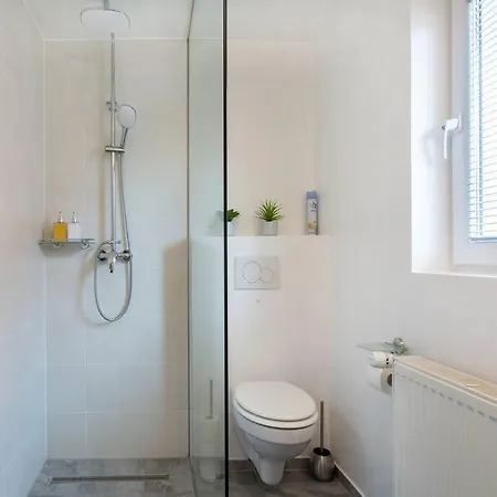 Slovenia + Freeparking & Bikes Λιουμπλιάνα