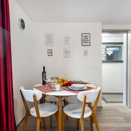 Slovenia + Freeparking & Bikes Διαμέρισμα